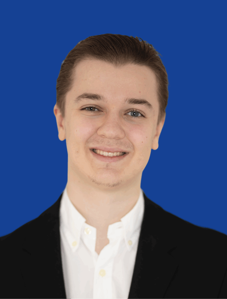 Maximilian Miesbach als Research Consultant die gezielte Markt- und Kandidatenrecherche.