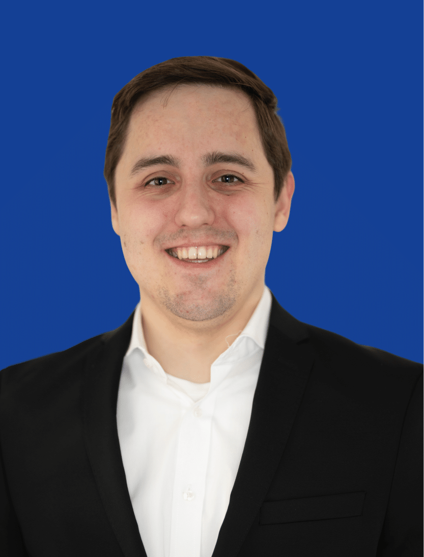 Patrick Müller führt als Associate Consultant Interviews mit potenziellen Kandidaten für Ihr Unternehmen.